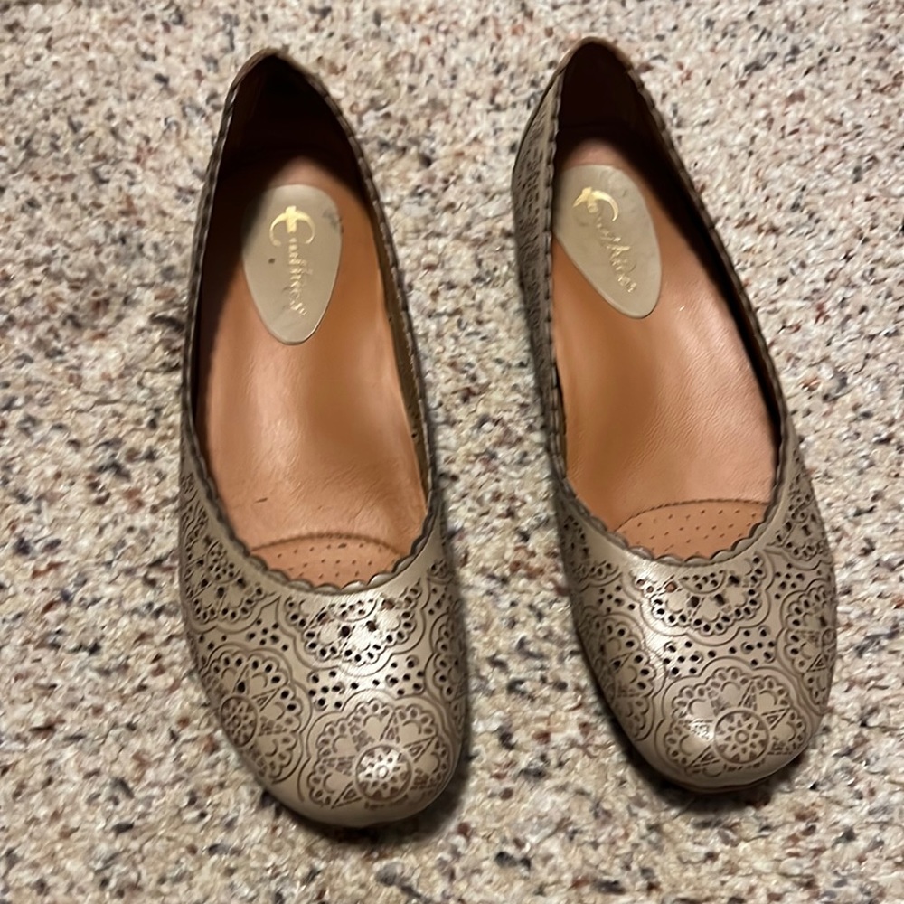 Earthies Bindi flats - biscuit leather color
